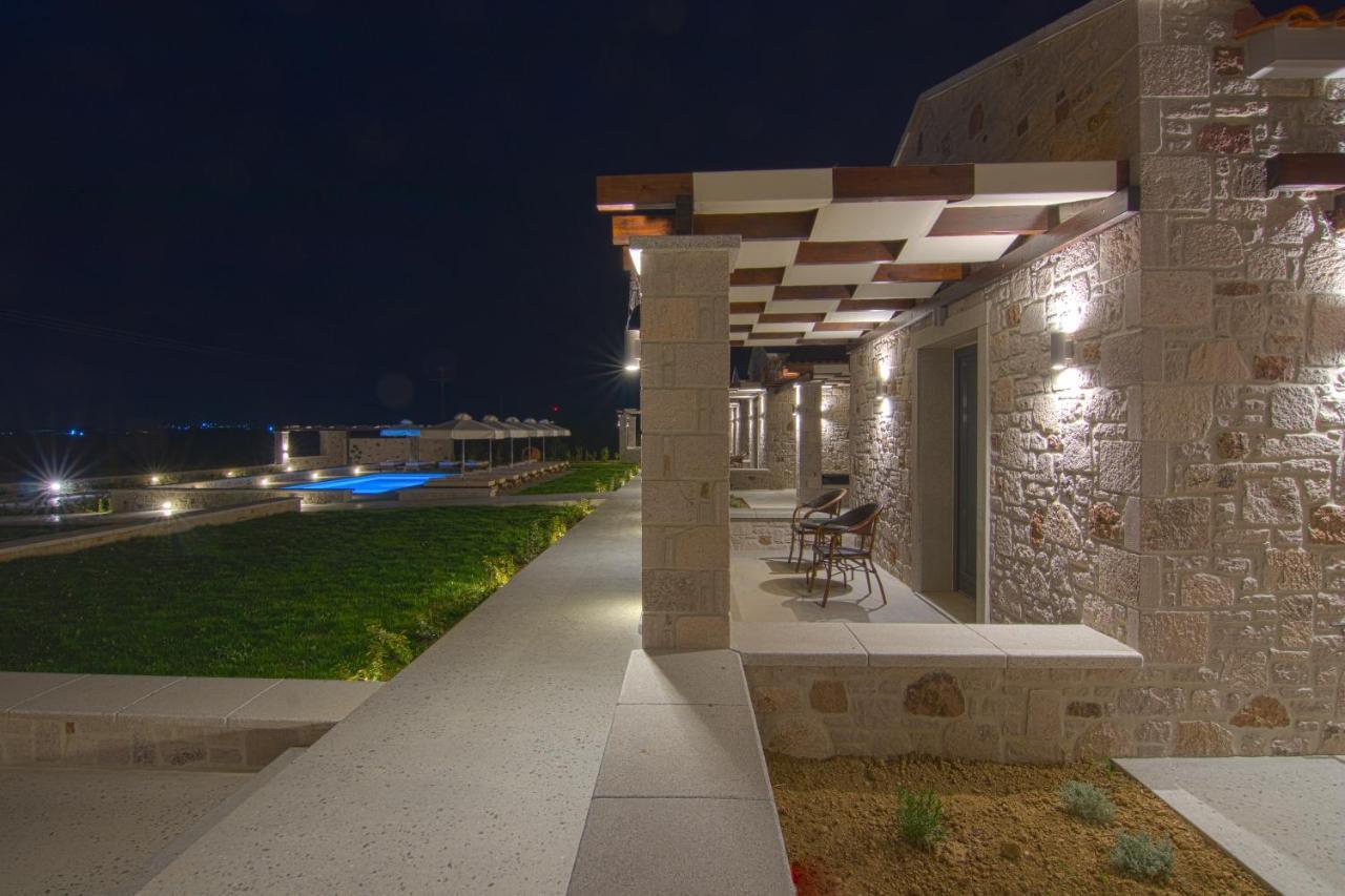 Onar Limnos II Luxury Apartments Moudhros Bagian luar foto