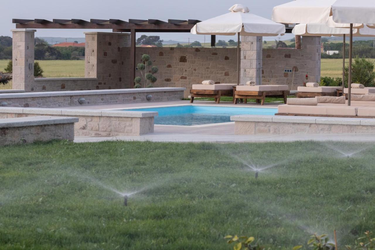 Onar Limnos II Luxury Apartments Moudhros Bagian luar foto