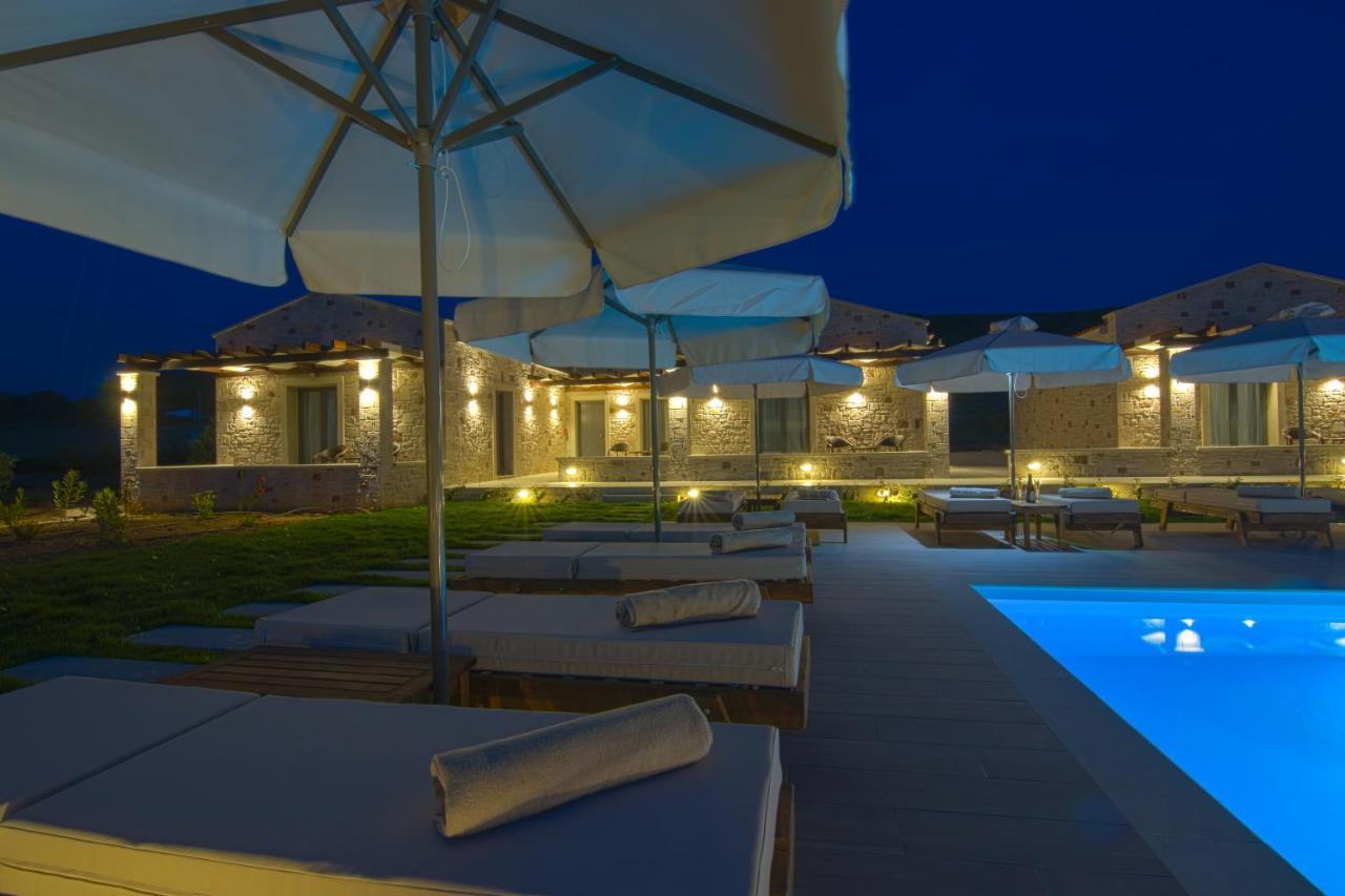 Onar Limnos II Luxury Apartments Moudhros Bagian luar foto